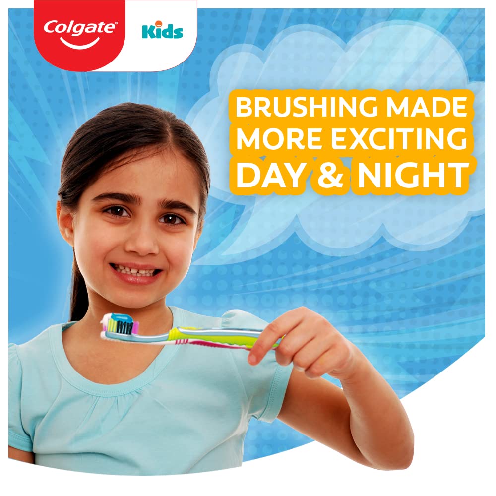 Colgate Batman Kids Toothbrush Pack of 3 - Image 2